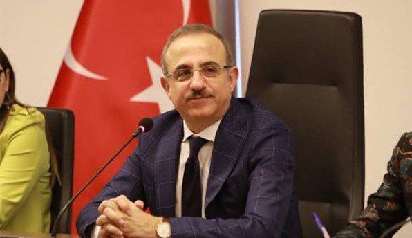 S�rekli�den CHP�ye sert ele�tiriler: �Yak���ks�z benzetmeler yapacak kadar ileri gidebiliyorlar�