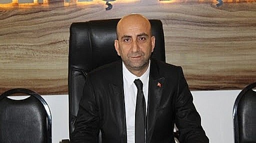 AK Partili Karatekin�den Ba�kan G�mr�k���ye Menemen yan�t�