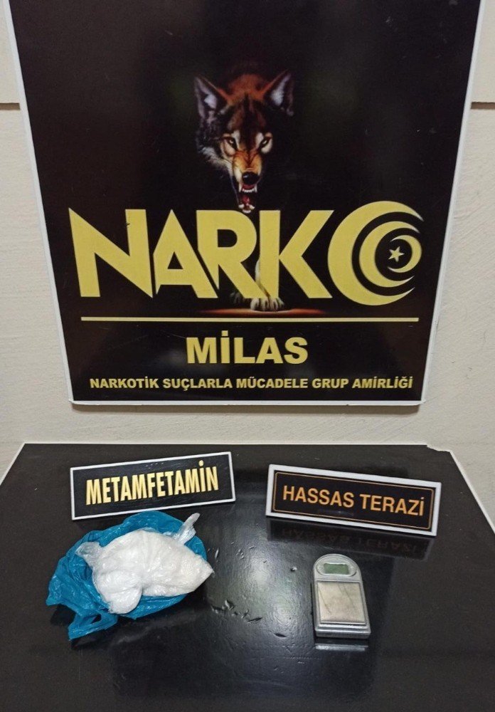 Milas�ta narkotik ekiplerinden �ok uygulama