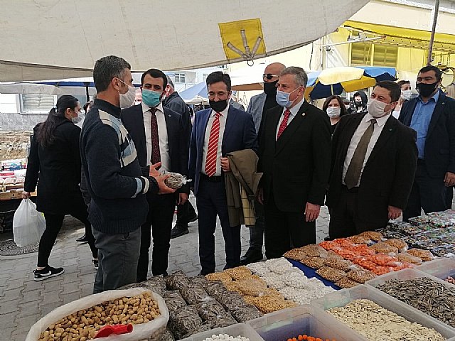 �Esnaf Adeta Kan A�l�yor, Siftah Yapam�yor�