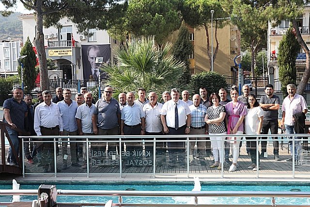 Ba�kan Do�ruer 34.Ahilik Haftas� nedeniyle esnaflarla bir araya geldi