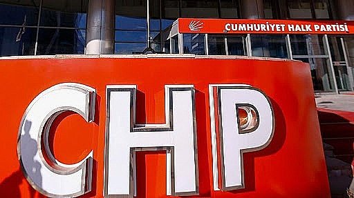 CHP YDK'dan �zmir�deki 3 isim i�in fla� ihra� kararlar�!