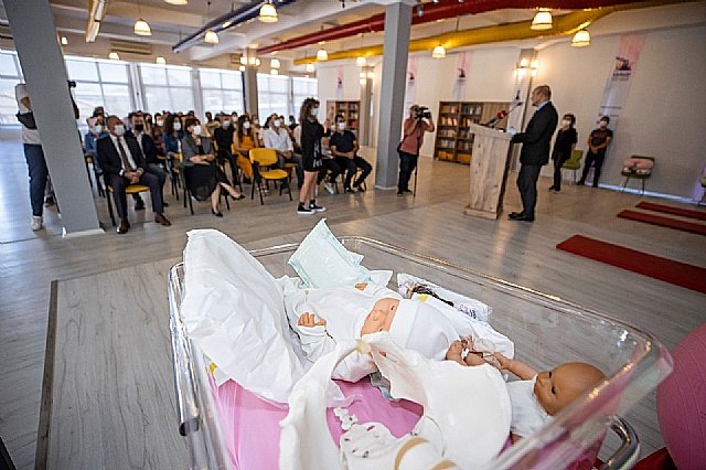 Ebeveyn Akademisi�nin ilk dersinde Ba�kan Soyer s�rprizi