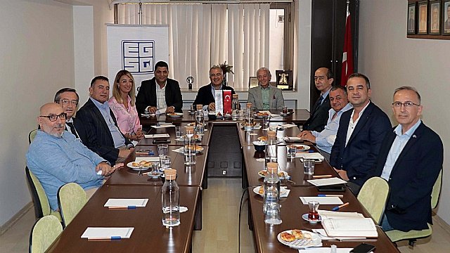 Haz�r giyimciler 2022 y�l�n� tasar�m y�l� ilan etti