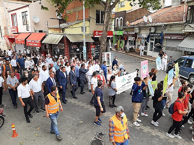 Seferihisar Belediye Bandosu Bayrami�in kurtulu� co�kusuna ortak oldu