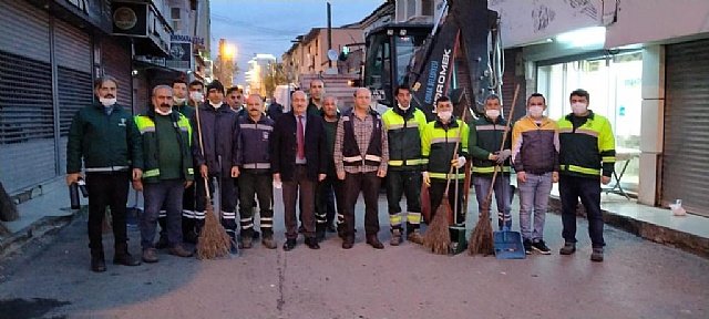 Konak'tan Roman mahallelerinde Temizlik harekat�