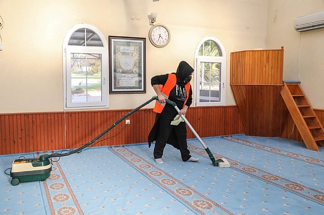 Seferihisar Belediyesi'nden ibadethanelere '�zel' ilgi