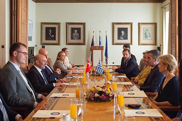 Atina Belediyesi�yle d�rt konuda mutabakat