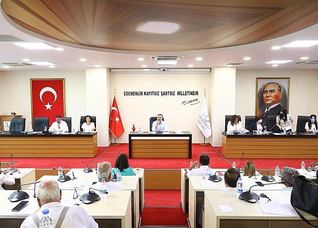 Ba�kan Sandal: Devlet kimsenin babas�n�n mal� de�il!