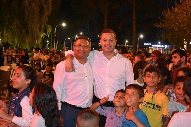 CHP�li �zcan Pur�u G�nen�de Roman Vatanda�larla Bir Aradayd�!