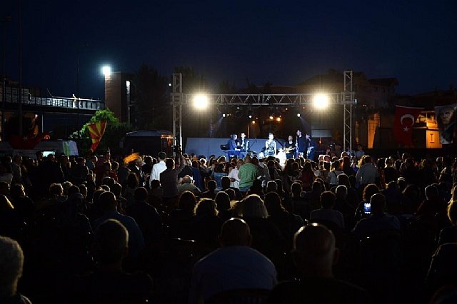 Kuzey Makedonya ��i�leri Bakan� �i�li Belediyesi Festivaline Kat�ld�