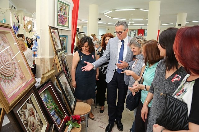 Cumhuriyet Semt Evleri�nde yaz kurslar� ba�l�yor
