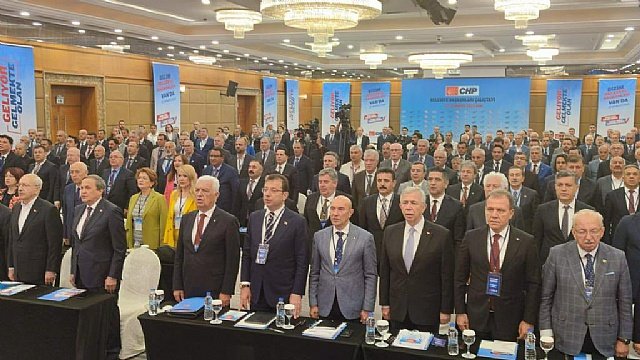 �zmirli ba�kanlar� Van kamp�nda ikinci g�n�nde ne mesaj verdi?