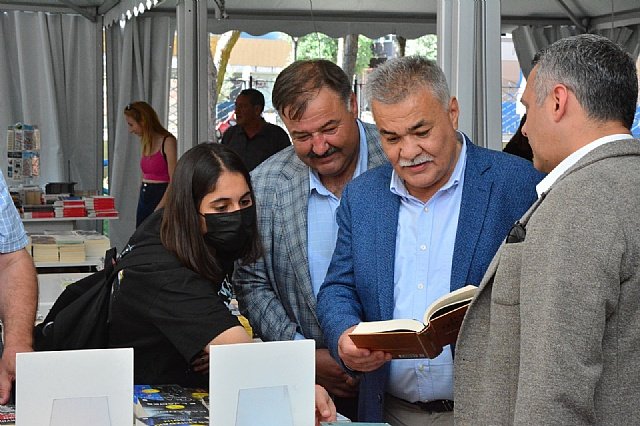 Torbal��da �Kitap G�nleri� ba�lad�