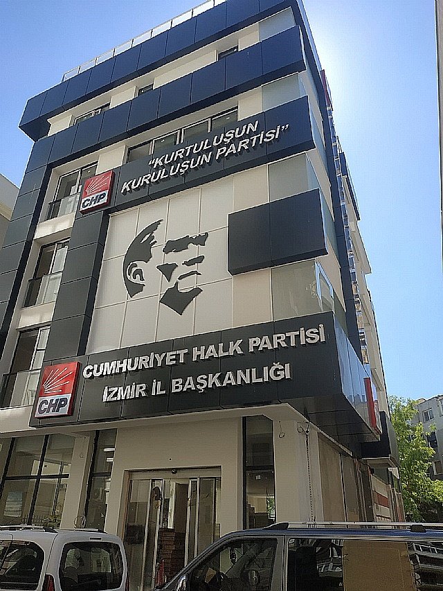 Aslano�lu bir kez daha eski y�netim ile bulu�uyor!