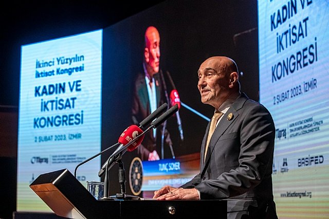 Ba�kan Soyer Kad�n ve �ktisat Kongresi�nde konu�tu:�Y�z y�l sonra, yine �zmir�de ayn� ruh ve ayn� kararl�l�k�