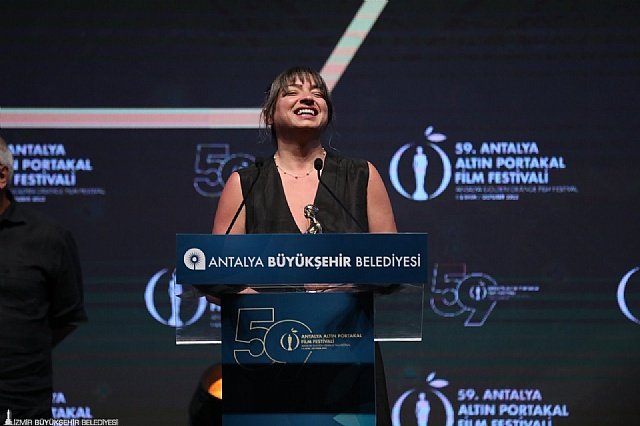 Kim Mihri belgeseli �zmir�de sanatseverlerle bulu�uyor