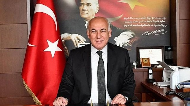 CHP�li Belediye Ba�kan� �zmir'de hayat�n� kaybetti