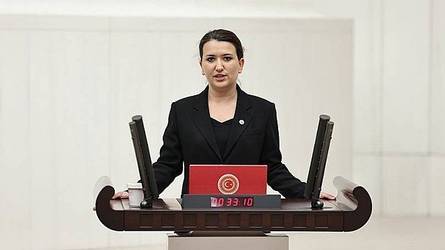 CHP�li G�k�en:� ��edes Projesi�, Milli E�itimi Tarikat Ve Cemaatlere Teslim Etme Projesidir!�