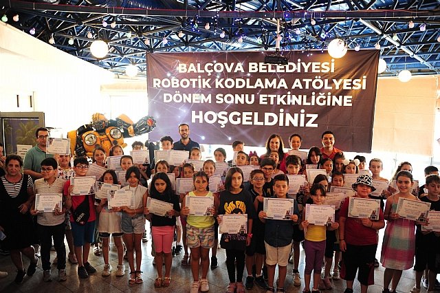 Gelece�in Mucitleri Bal�ova�da Yeti�iyor