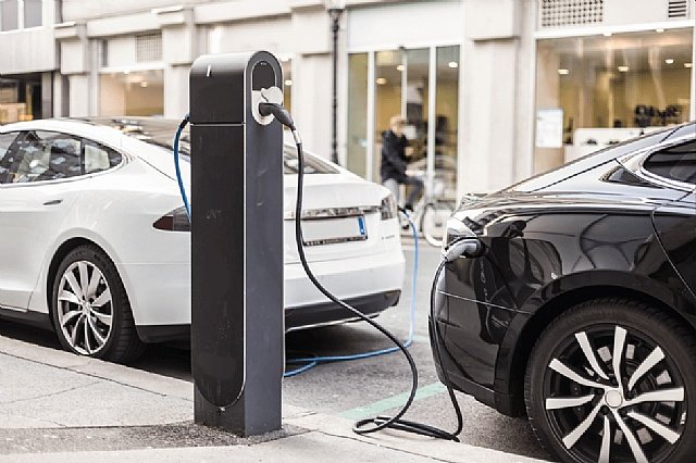 Narl�dere�ye Elektrikli Ara� �arj �stasyonlar� Kurulacak